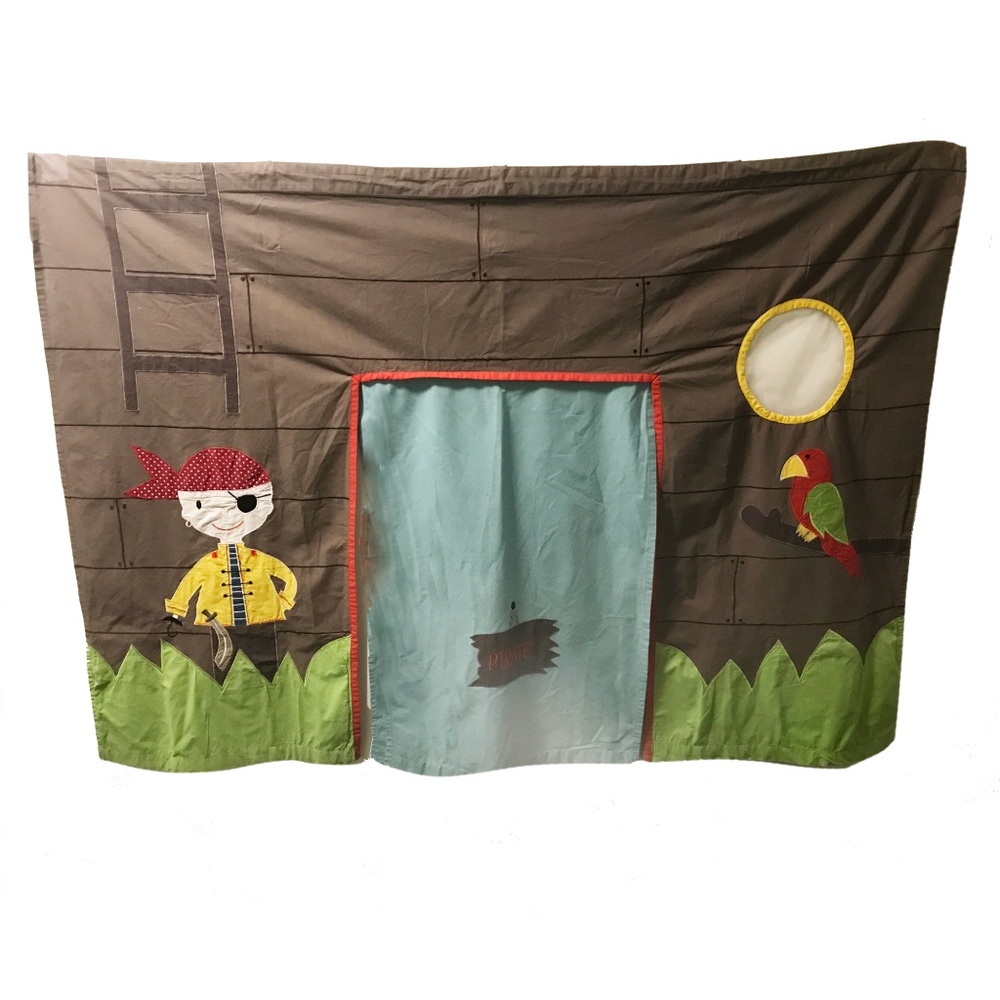 Boy's Bunk Bed "Pirate Hideaway" Curtain